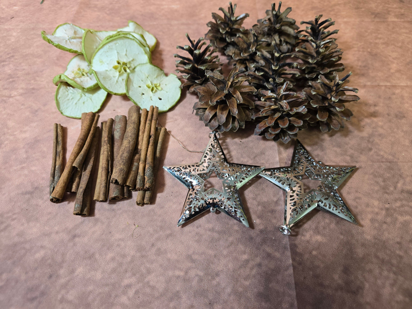 #8023 Basteltüte Natur mit Äpfeln gün