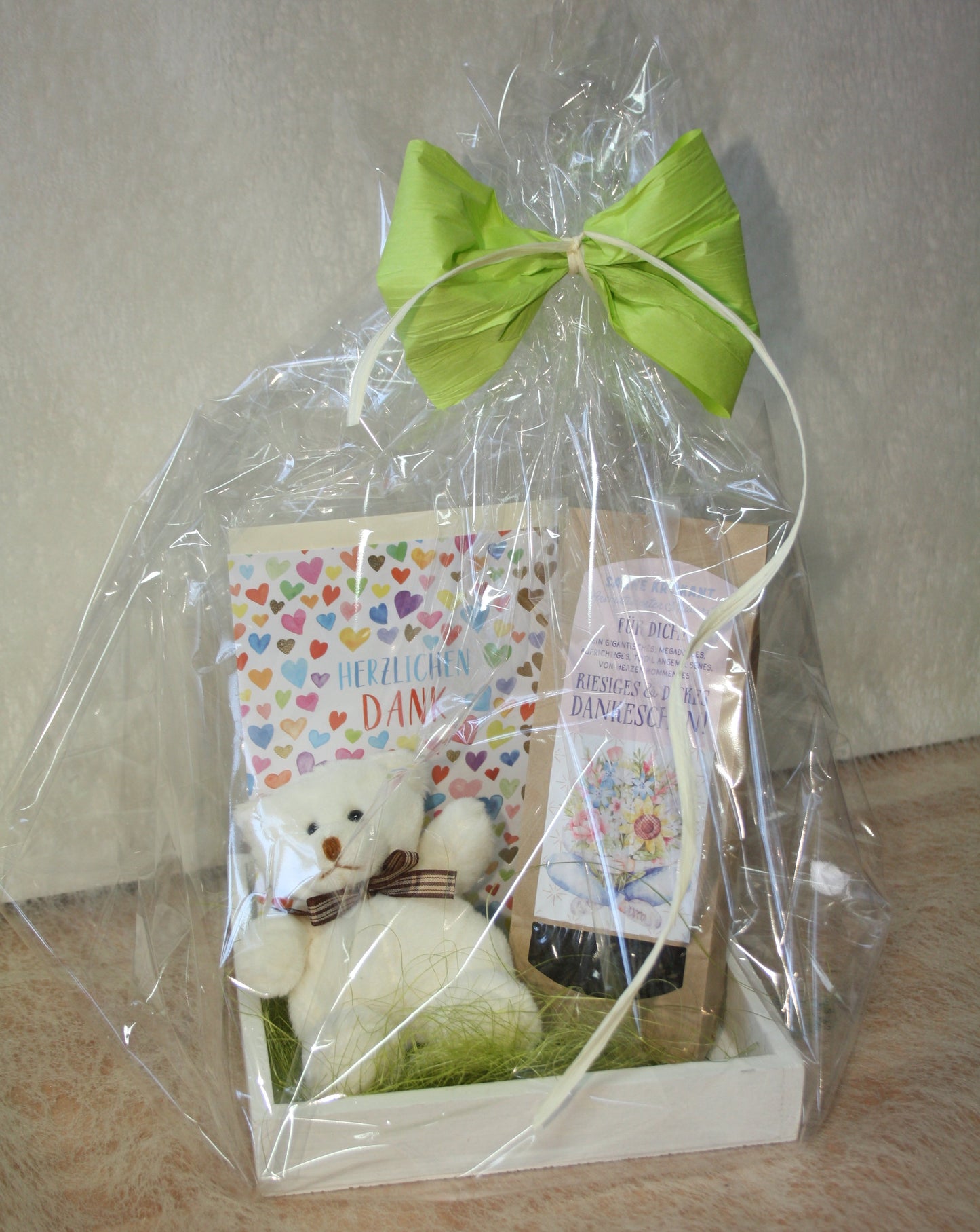 Bär 10 cm in weiss und braun