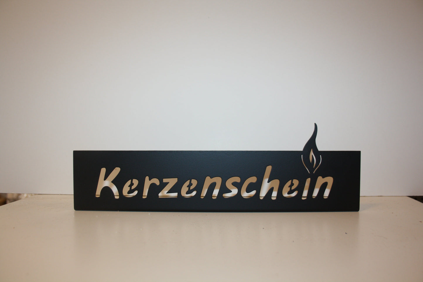 #8043 Metalldeko schwarz Kerzenschein