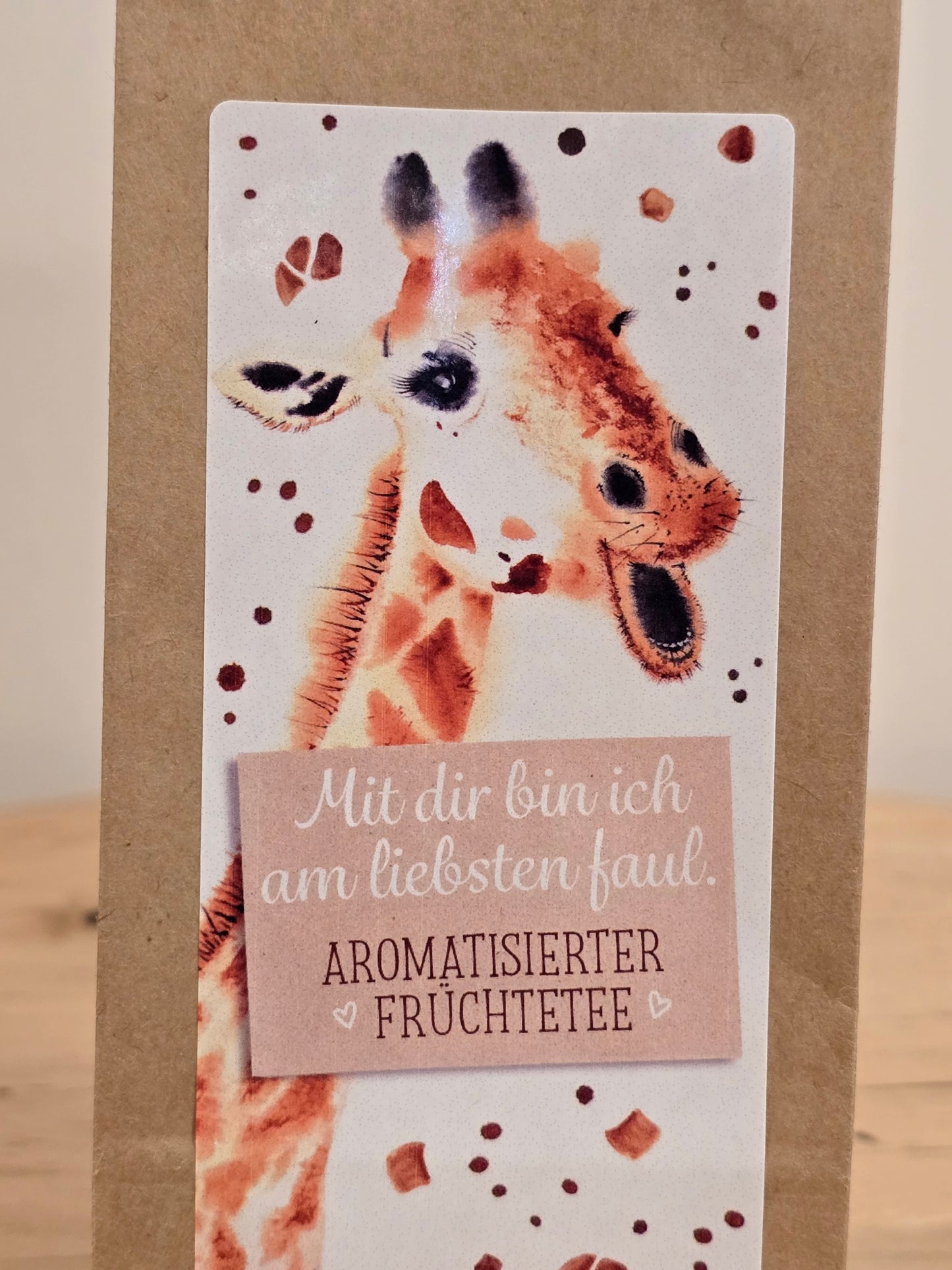 Aromtisierter Früchte-Roibos Tee für Freunde